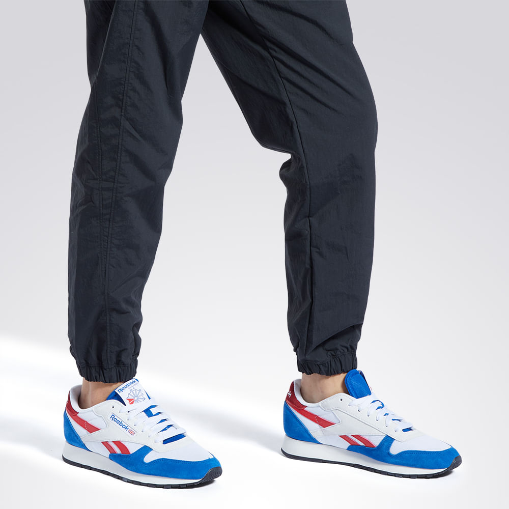Calça Reebok Classics Franchise Track Feminina – preto – foto 3