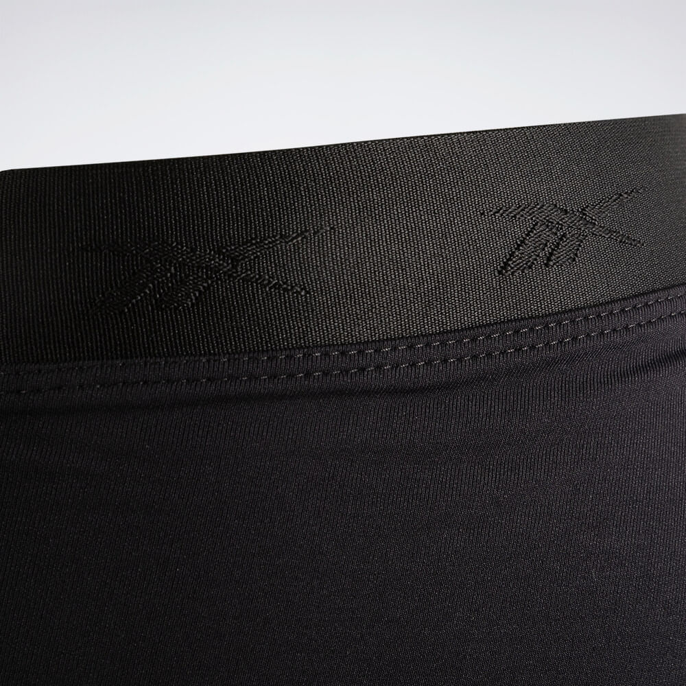 Short Reebok Warm Masculino – preto – foto 3