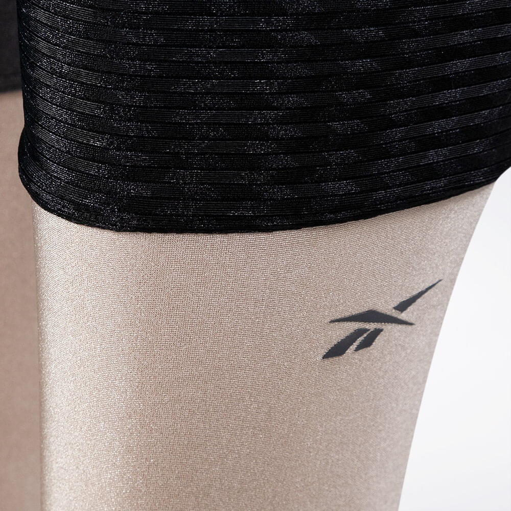 Calça Reebok Legging Athleisure 25 Tight Feminino – preto – foto 4