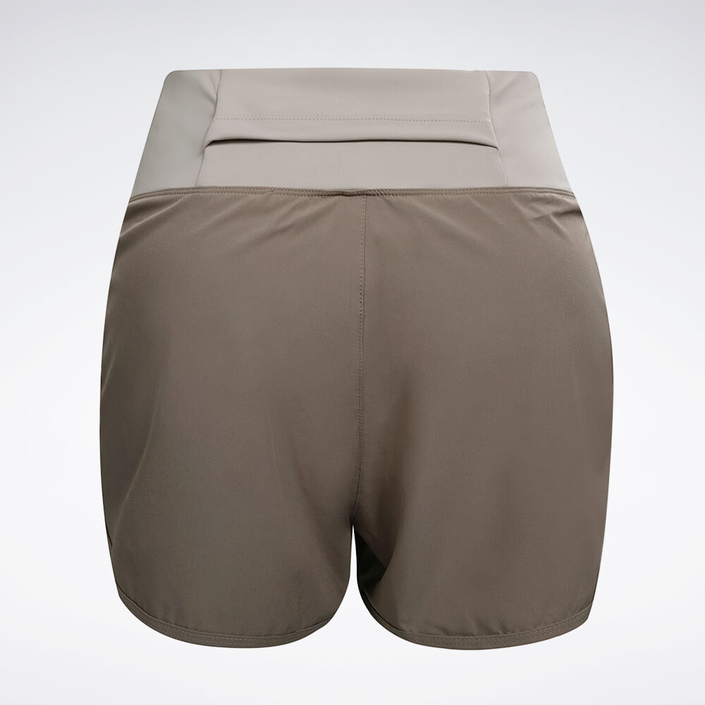 Short Reebok Impact 2N1 4  Feminino – bege – foto 2