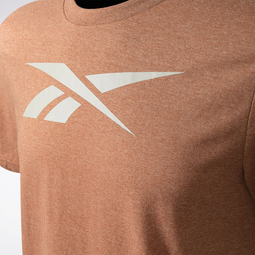 Camiseta Reebok Classics Vector Masculina – Marrom mescla – foto 3