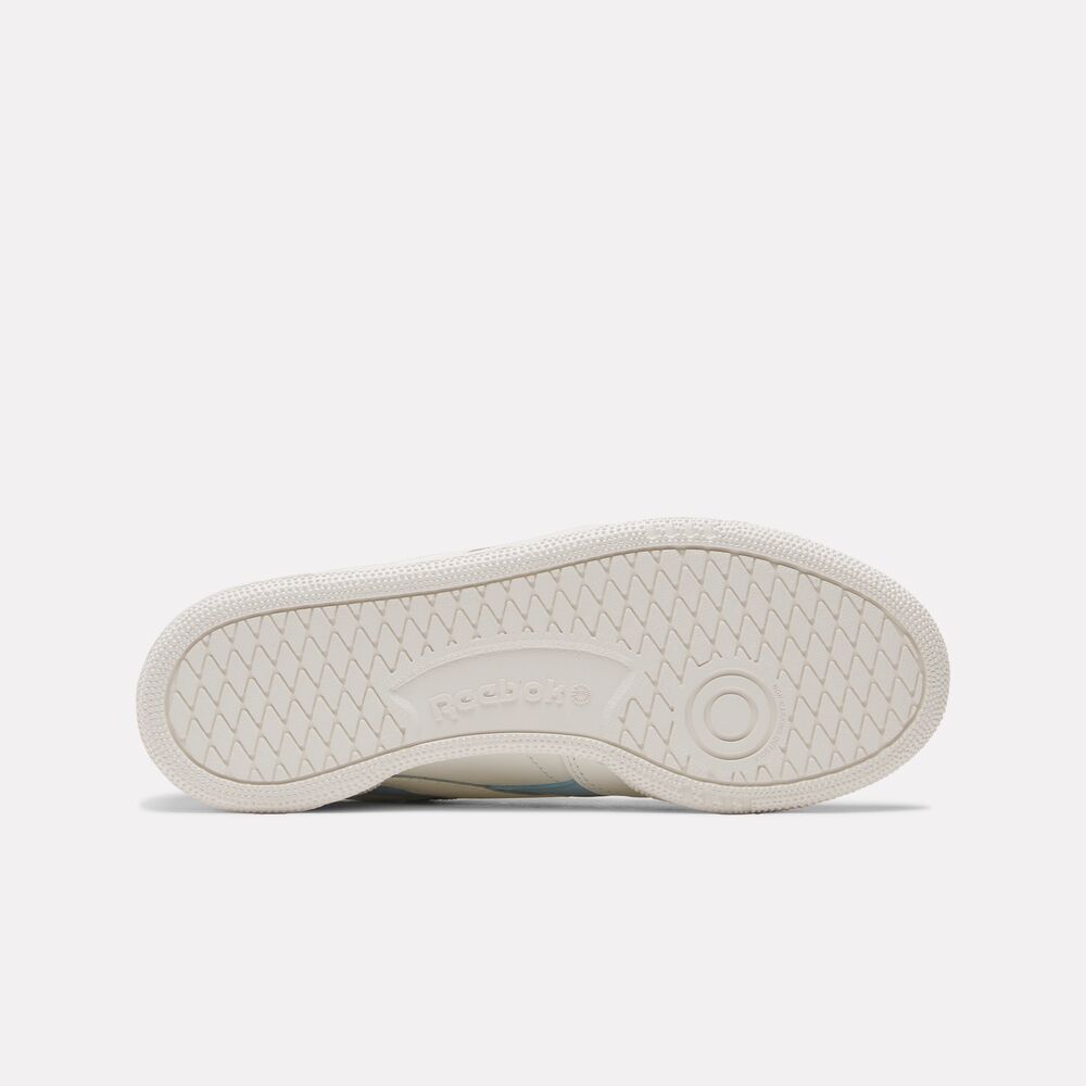 Tênis Reebok Club C Revenge Feminino – branco – foto 4