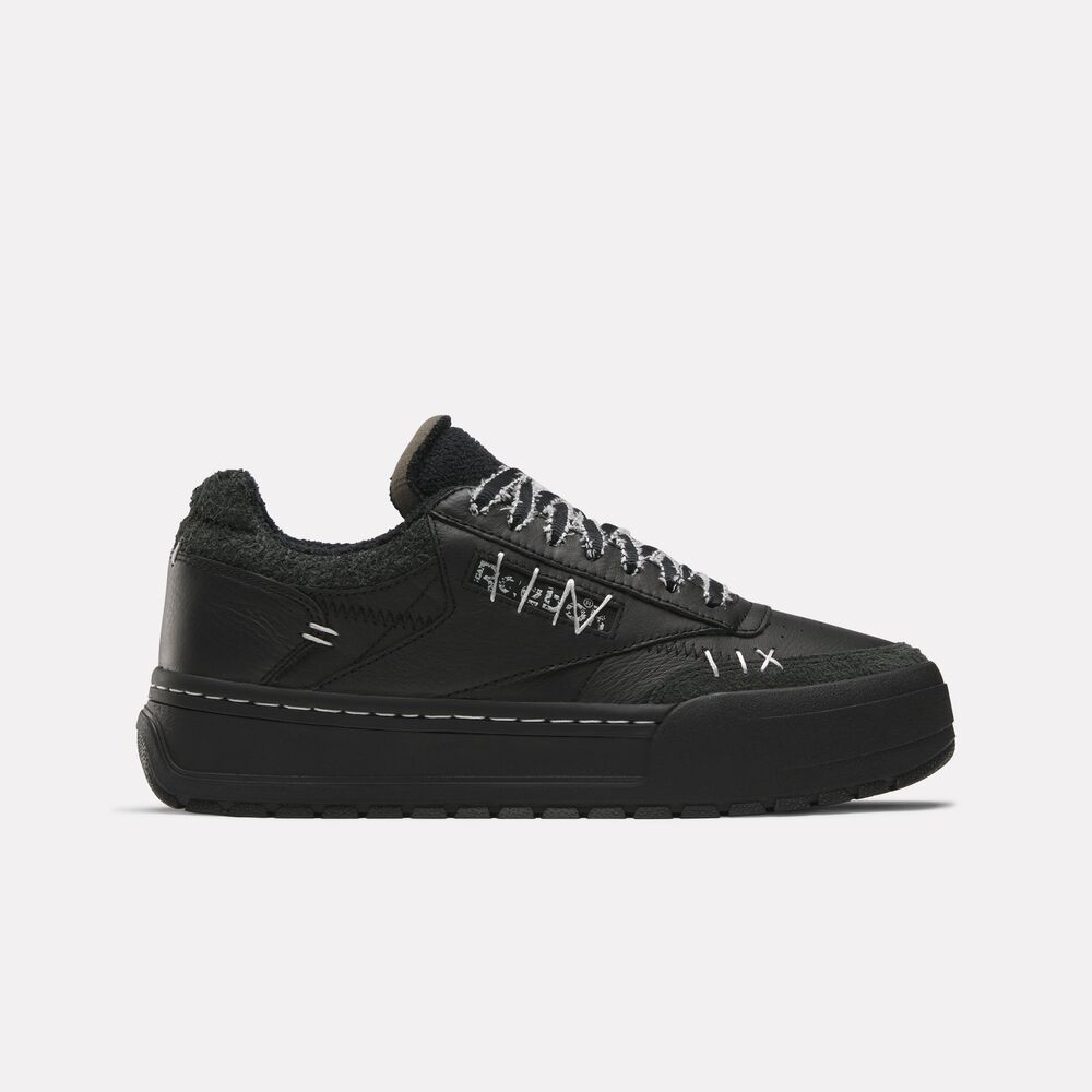 Tênis Reebok Club C Megacourt Universal Monster Noiva do