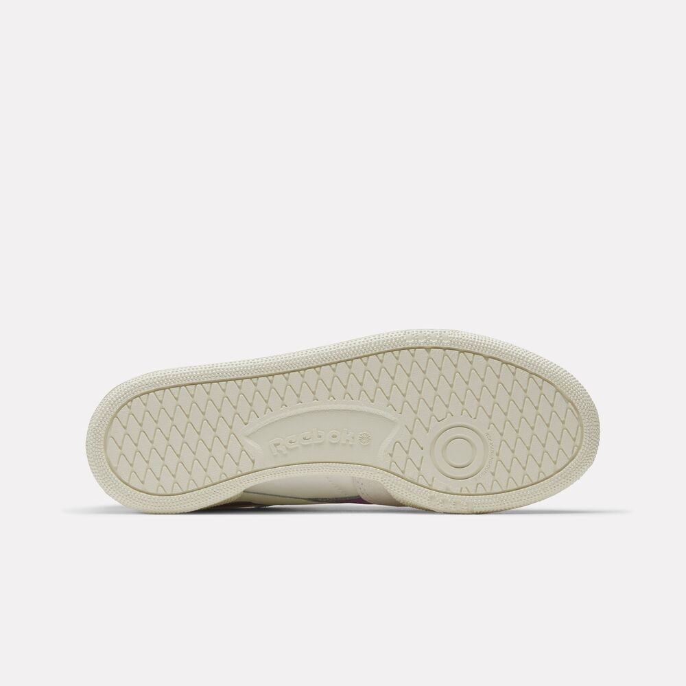 Tênis Reebok Club C Revenge Feminino – branco – foto 4