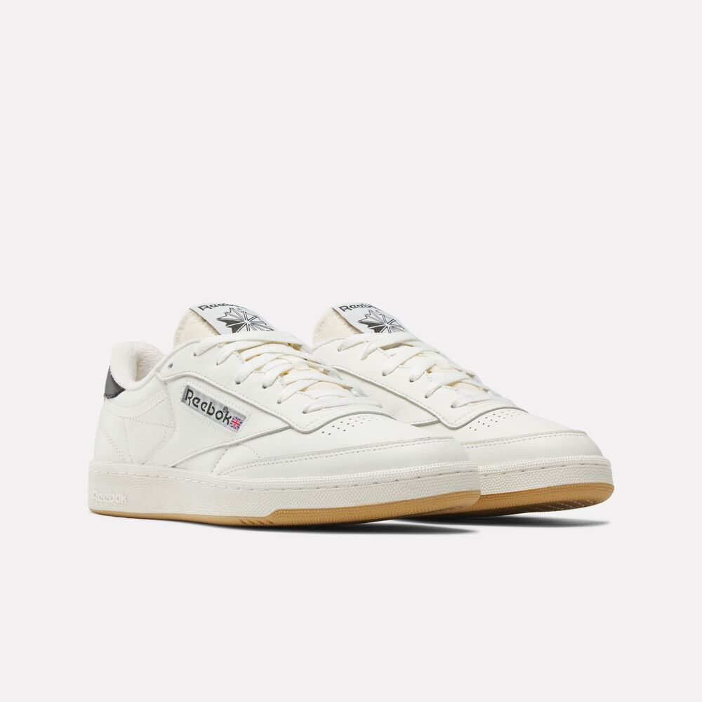 Tênis Reebok Club C 85 Vintage Unissex – Off white e preto – foto 2