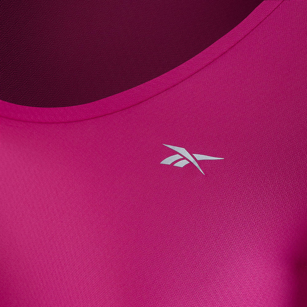 Camiseta Reebok Oportunity PA Feminina – Cereja – foto 2