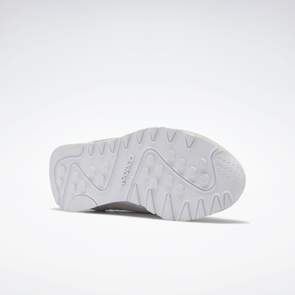 Tênis Reebok CL Nylon Feminino – branco – foto 4