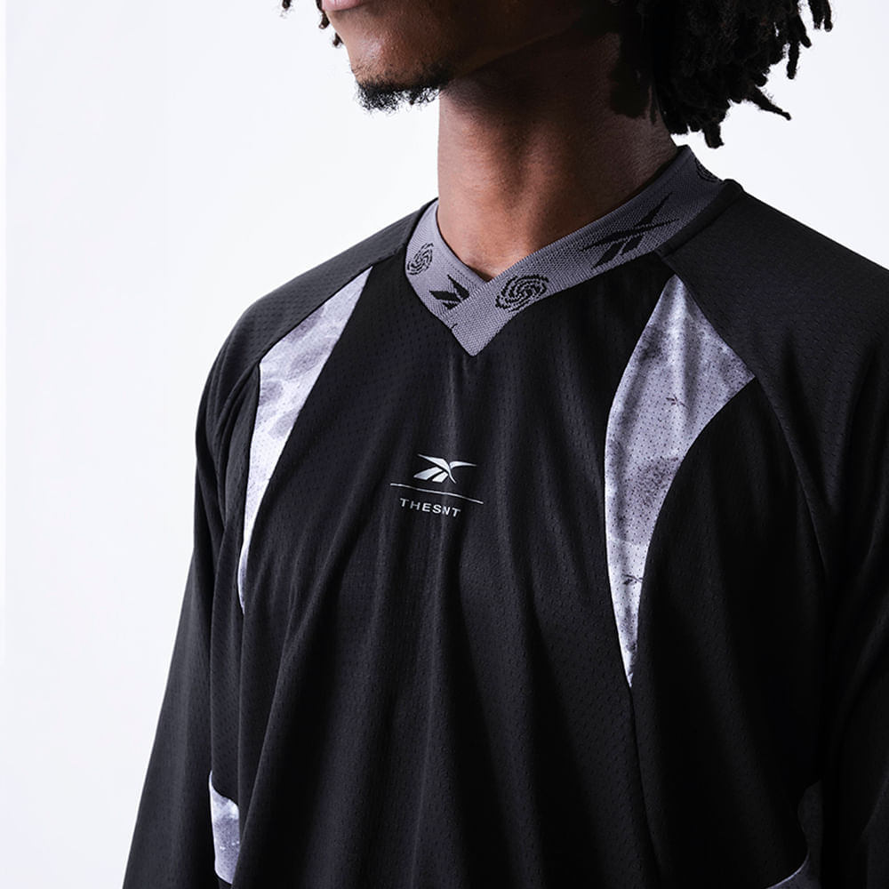 Blusa Reebok & Thesaint Crewneck Cracked Concrete Masculina – preto – foto 5