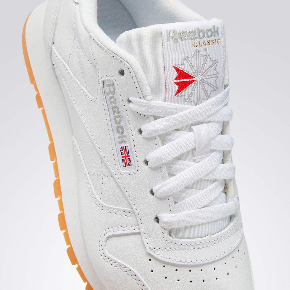Tênis Reebok Classic Leather Feminino – branco – foto 4